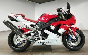 YAMAHA YZF-R1 2000 RN01