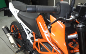 KTM 390 DUKE 2018 JPJ40