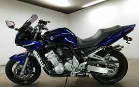 YAMAHA FZ FAZER FEATHER 2002 RN06