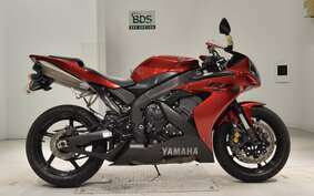 YAMAHA YZF-R1 2004 RN13