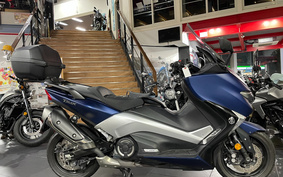 YAMAHA T-MAX 530 2018 SJ15J