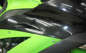 KAWASAKI ZX 10 NINJA R 2013