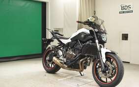 YAMAHA MT-07 2017 RM07J