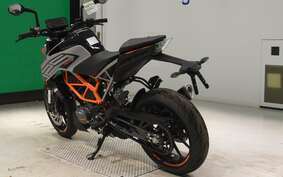 KTM 125 DUKE JPA40