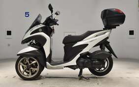 YAMAHA TRICITY 125 SE82J