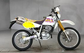 SUZUKI DR250R SJ45A