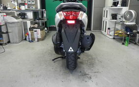 YAMAHA N-MAX SED6J