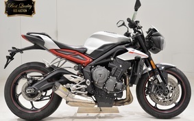 TRIUMPH STREET TRIPLE R 2018 DA434Z