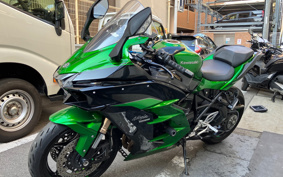 KAWASAKI Ninja H2 SXSE 2018 ZXT02A