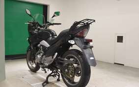 SUZUKI GSR250S GJ55D