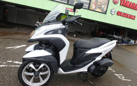 YAMAHA TRICITY 125 SE82J