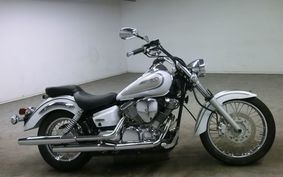 YAMAHA DRAGSTAR 250 VG02J