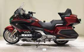 HONDA GL 1800 GOLD WING TOUR DCT SC79