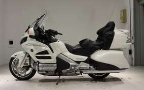 HONDA GL 1800 GOLD WING 2014 SC68