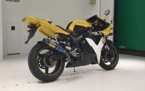 YAMAHA YZF-R1 2004 RN10