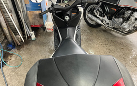 YAMAHA N-MAX SE86J