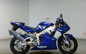 YAMAHA YZF-R1 2002 RN04