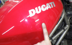 DUCATI MONSTER S4 2001