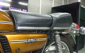 YAMAHA RD250 352