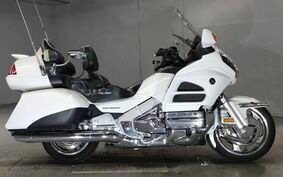 HONDA GL 1800 GOLD WING 2012 SC68