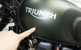 TRIUMPH STREET SCRAMBLER 2018 AD78GD