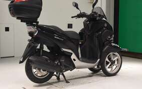 YAMAHA TRICITY 125 SE82J