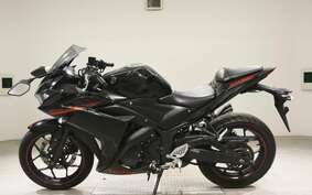 YAMAHA YZF-R25 A RG10J