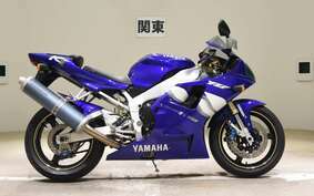 YAMAHA YZF-R1 2000 RN04