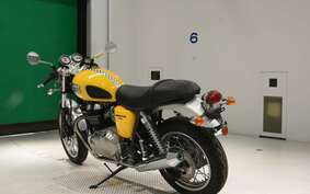 TRIUMPH THRUXTON 900 2007