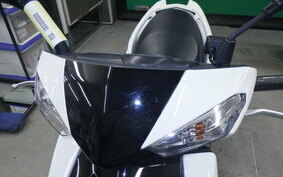 YAMAHA CYGNUS 125 XSR 3 SED8J