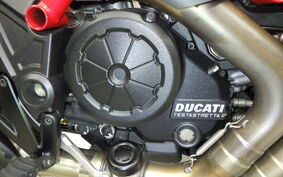 DUCATI DIAVEL Carbon 2011