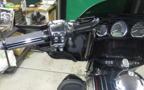 HARLEY FLHTCUTG 1870 2022