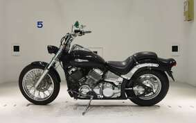 YAMAHA DRAGSTAR 400 2000 VH01J