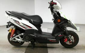 YAMAHA GTR125 SE51