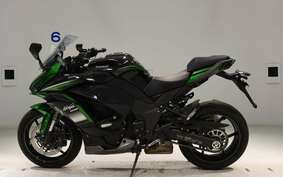 KAWASAKI NINJA 1000 SX 2020 ZXT02K