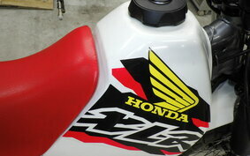 HONDA XLR125R JD16