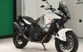 KTM 1290 SUPER ADVENTURE T 2015