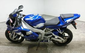 YAMAHA YZF-R1 2000 RN04