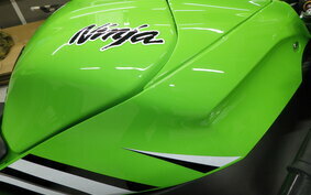 KAWASAKI ZX 10 NINJA R A 2015 ZXT00J