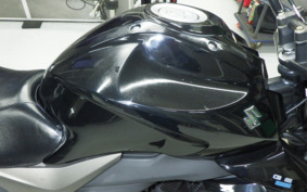 SUZUKI GIXXER 150 NG4BG