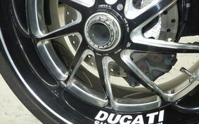 DUCATI DIAVEL Carbon 2013 G100A