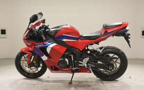 HONDA CBR600RR 2021 PC40