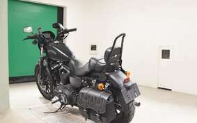 HARLEY XL883N 2015