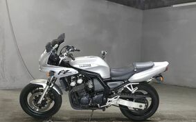 YAMAHA FZ400 1999 4YR