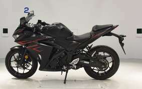 YAMAHA YZF-R25 RG10J