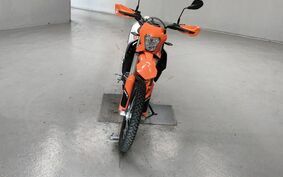 KTM 690 ENDURO R 2023 LEV40