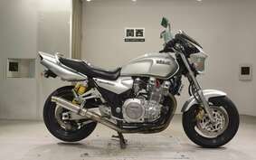 YAMAHA XJR1300 1998 RP01J