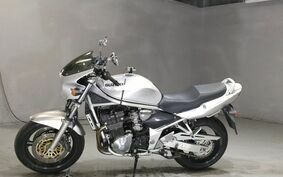 SUZUKI BANDIT 1200 2000 GV77A