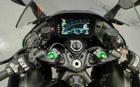 KAWASAKI NINJA H2 SX SE 2023 ZXT02P