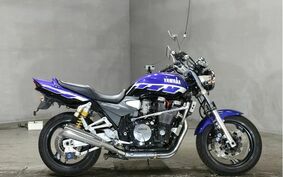 YAMAHA XJR1300 2000 RP03J